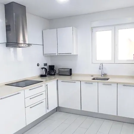 Casa Do Mar - Luxurious With Swim & Sea View