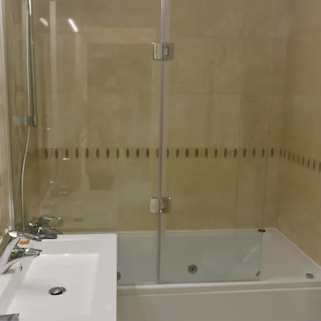 Casa Do Mar - Luxurious Villa With Swim Spa & Sea View