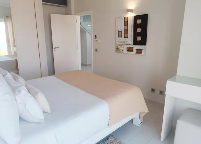 Casa Do Mar - Luxurious With Swim & Sea View