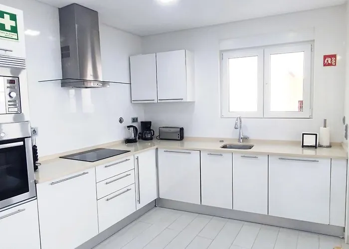 Casa Do Mar - Luxurious With Swim & Sea View